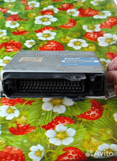 Блок управления двигателем BMW e34