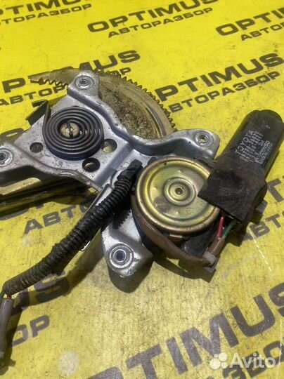 Задний левый стеклоподъемник Great Wall Safe