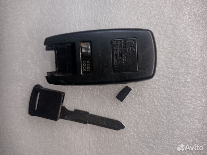 Ключ зажигания Suzuki