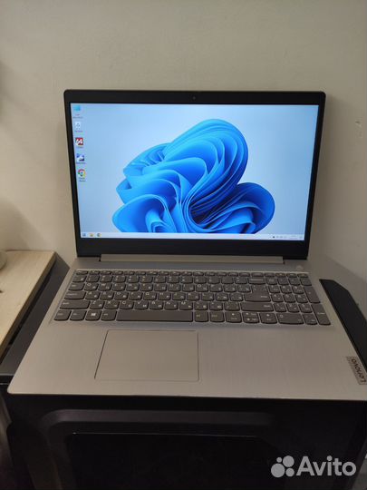 Ноутбук Lenovo ideapad 3 / Core i3 1005G1