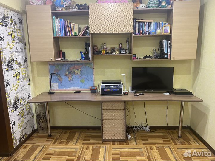 Комнатный гарнитур