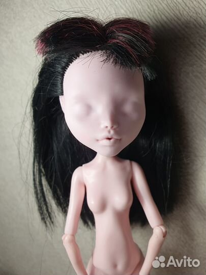 Кукла Монстер Хай Дракулаура на ооак