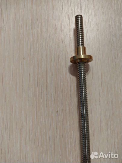 Ходовой винт Т8