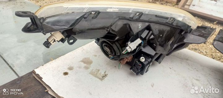 Фара toyota ractis NCP100