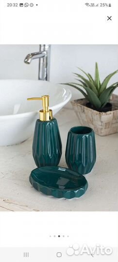 Мыльница и стакан для зубных щеток