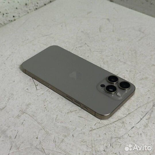 iPhone 15 Pro Max, 256 ГБ