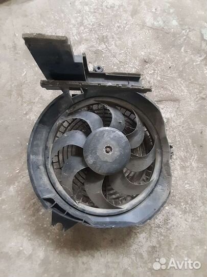 Вентилятор радиатора Hyundai Santa Fe 2008 2.0
