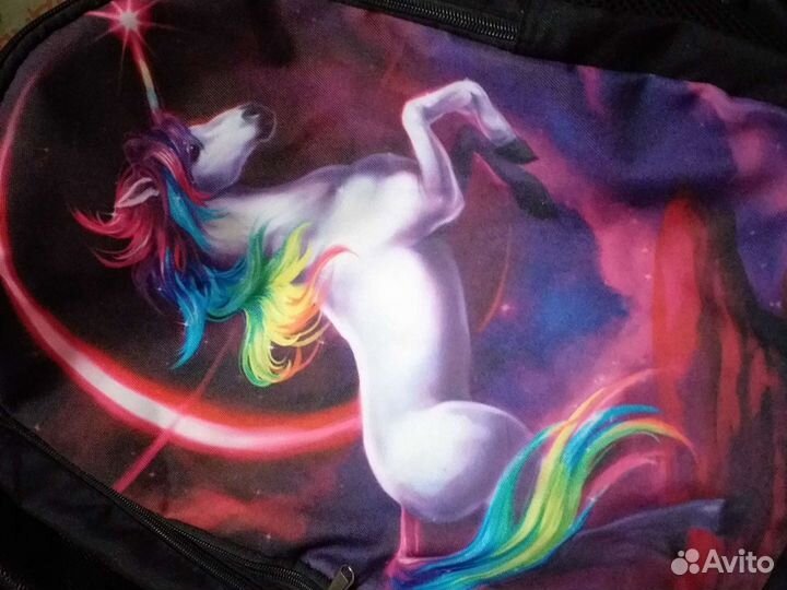 Школьный рюкзак в новом сост