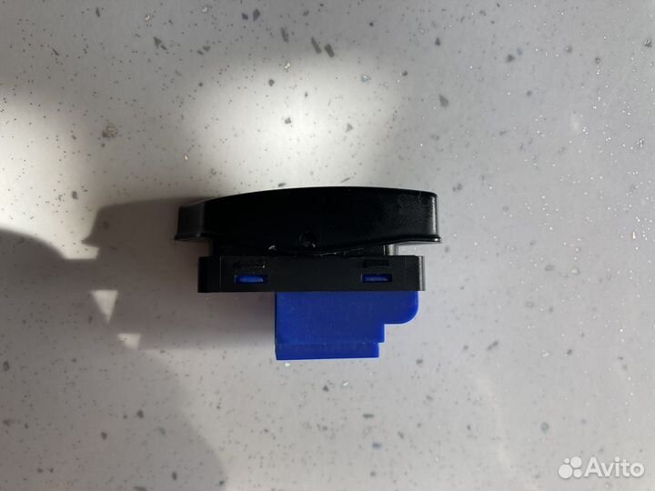 Кнопка центрального замка vw 1KO962125B