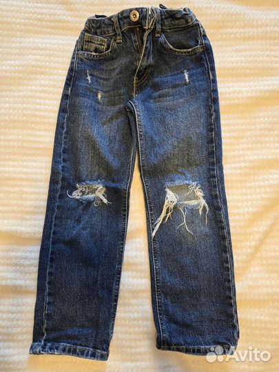 Джинсы на девочку 3 шт