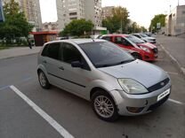 Ford Fiesta 1.4 MT, 2002, 250 000 км, с пробегом, цена 275 000 руб.