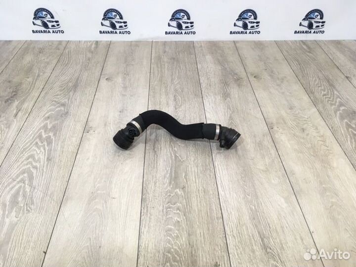 Патрубок радиатора (нижний) Bmw 5 F10 N63B44A 2010