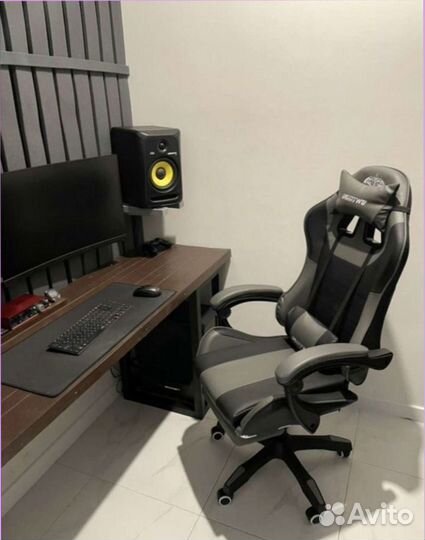 Кресло геймерское компьютерное игровое