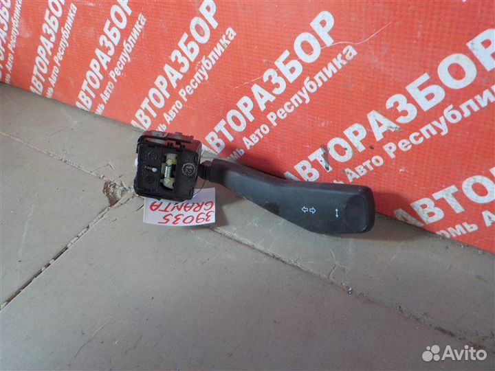 Переключатель поворотов LADA Granta FL 21127 2021