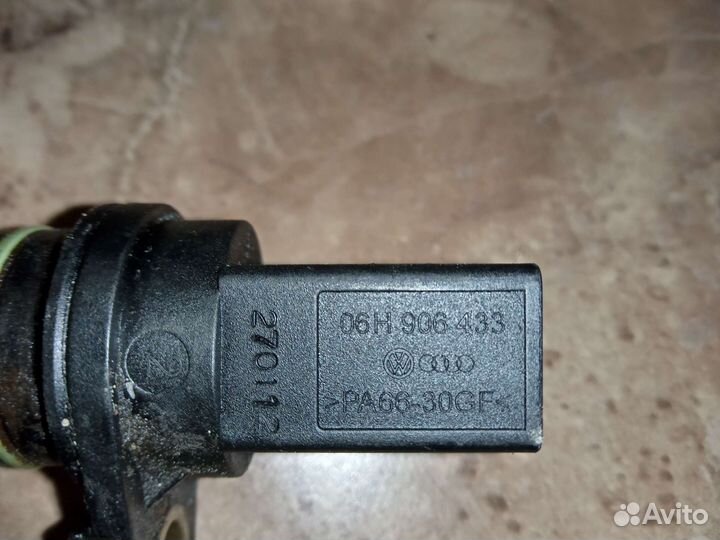 Датчик коленвала 1.8 TSI 2.0 Ауди Фольксваген Шкод