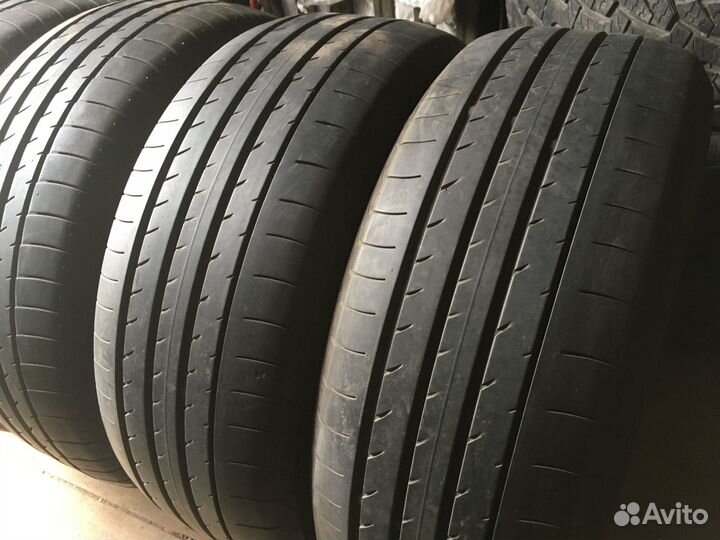 Yokohama Advan Sport V105S 235/55 R17