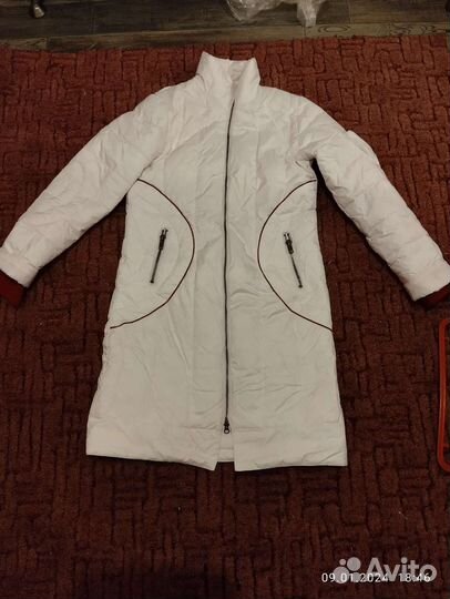 Куртки женские, пальто, пуховик, безрукавка