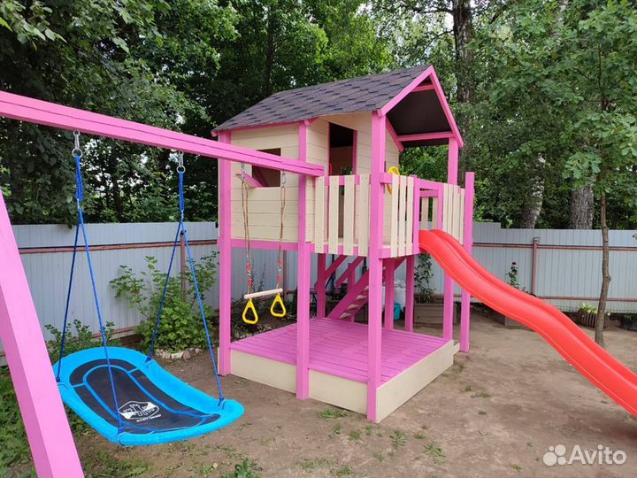 Детский домик на сваях