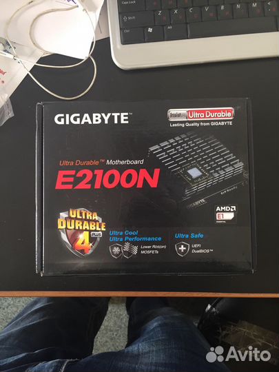 Материнская плата Gigabyte GA-E2100N