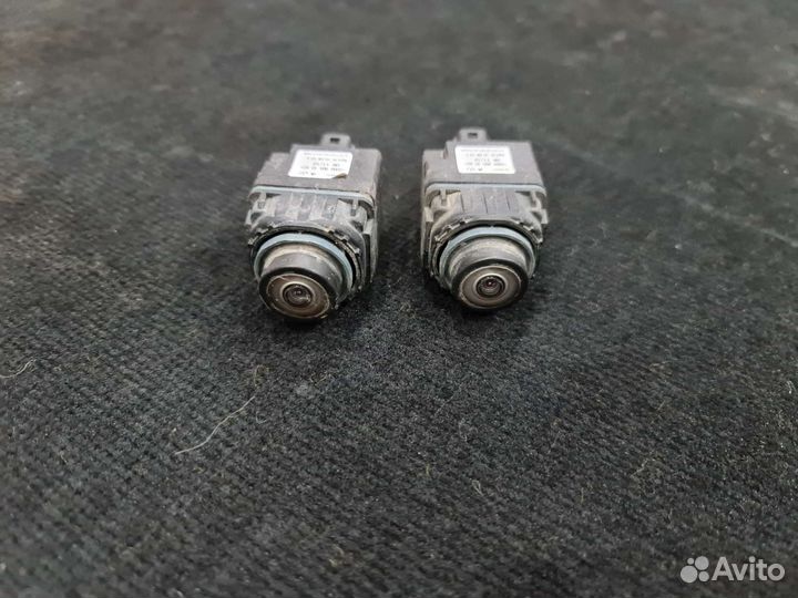 Камера бокового зеркала Mercedes W222