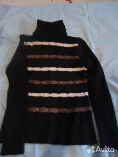 Продам свитер