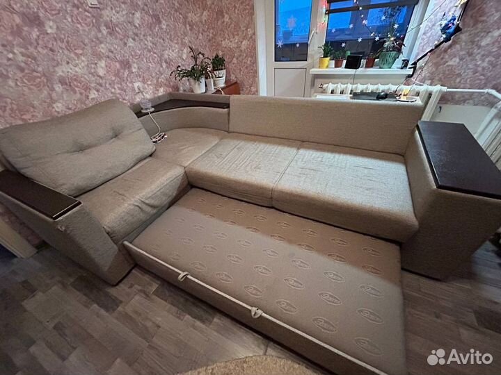 Угловой диван бу