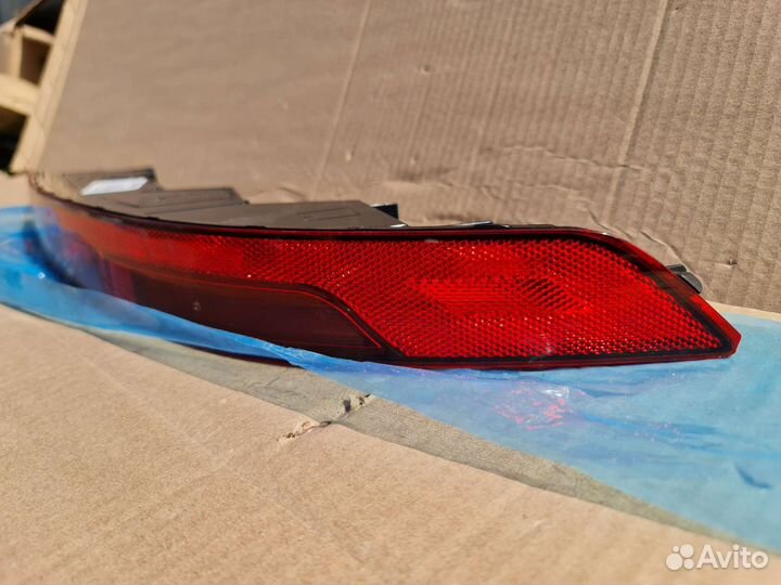 Фонарь в бампер правый Audi Q5 80A945070