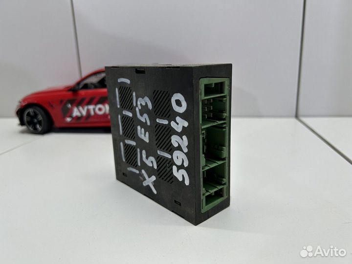 Блок предохранителей (BMW X5)