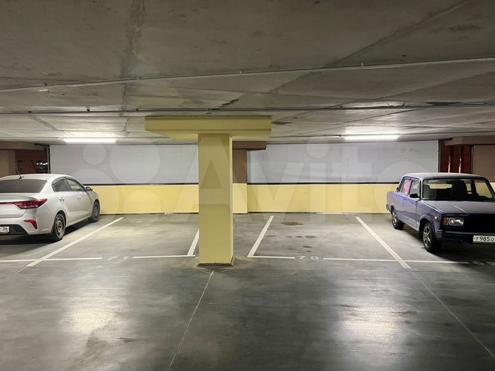 Машиноместо, 15 м²
