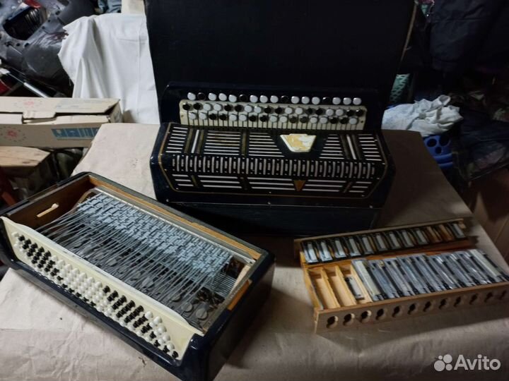 Баян с футляром