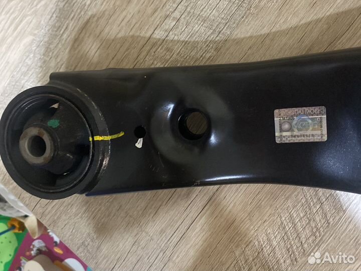 Рычаг передний правый Hyundai Santa Fe 3