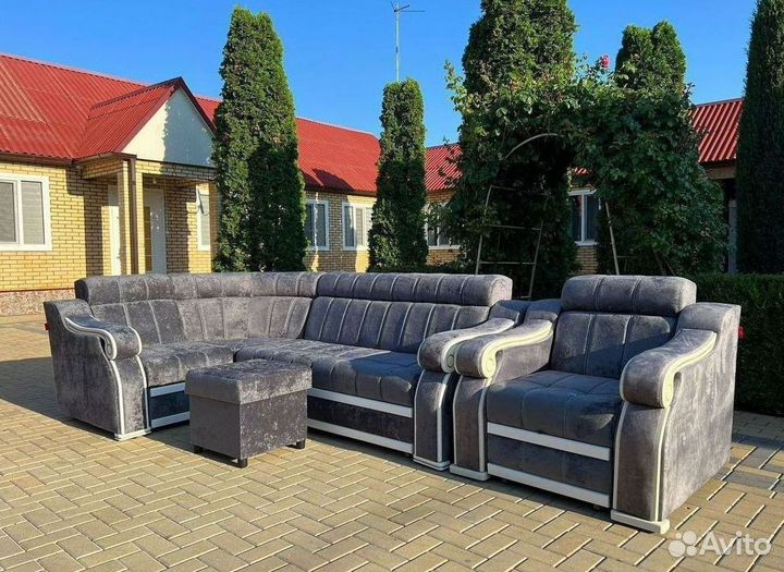 Диван в офис