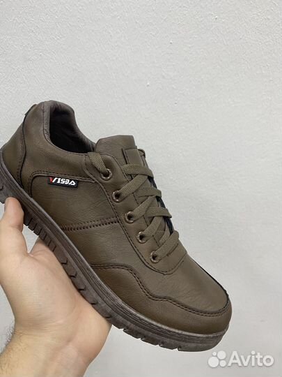 Кроссовки кеды