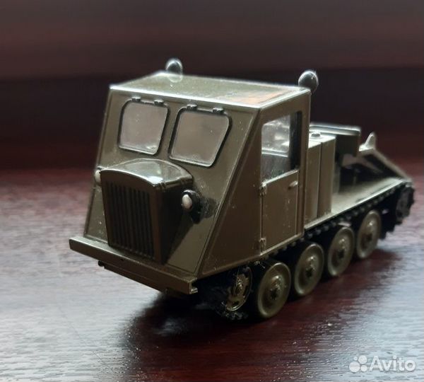 Модель трактора кт-12