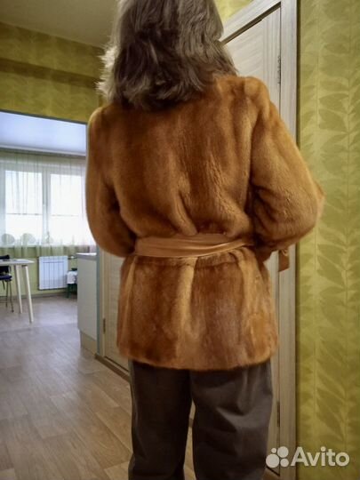 Короткая норковая шуба