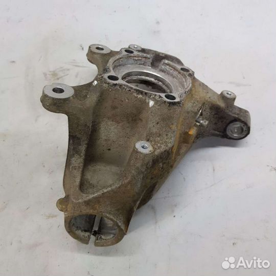 Кулак поворотный передний правый 6876646 BMW 1 F40 0