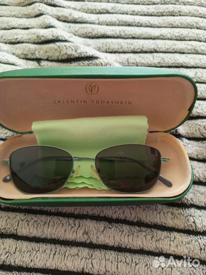 Солнцезащитные очки женские