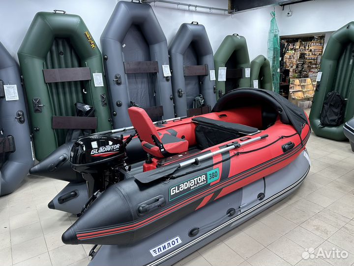 Надувная лодка Gladiator E380PRO