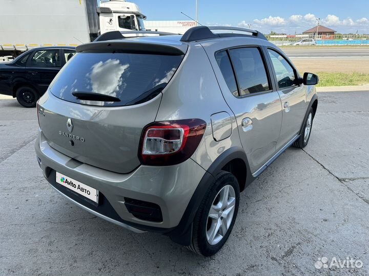 Renault Sandero Stepway 1.6 МТ, 2017, 42 871 км