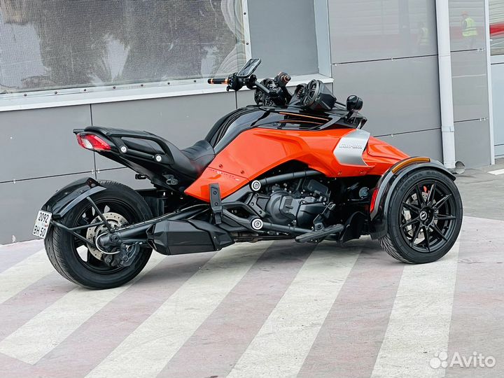 Трицикл BRP Can-Am Spyder F3 S