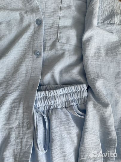 Летний женский костюм с шортами и рубашкой