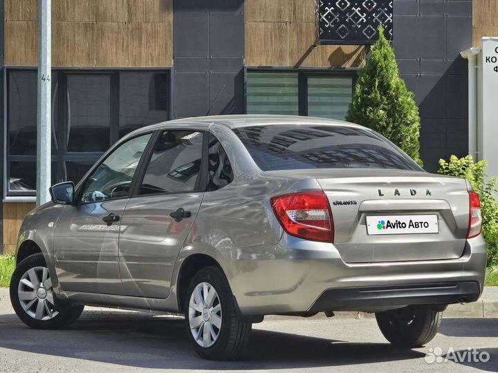 LADA Granta 1.6 МТ, 2019, 43 000 км