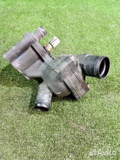 Корпус термостата Ford Explorer 3 / Iii 2001