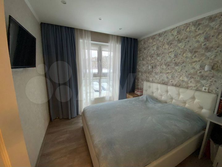 2-к. квартира, 65 м², 2/14 эт.