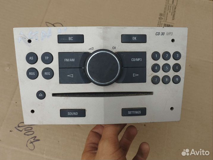 Штатная магнитола Opel Astra H