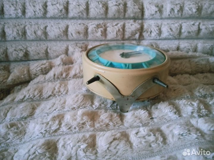 Будильник СССР. Янтарь. Рабочий