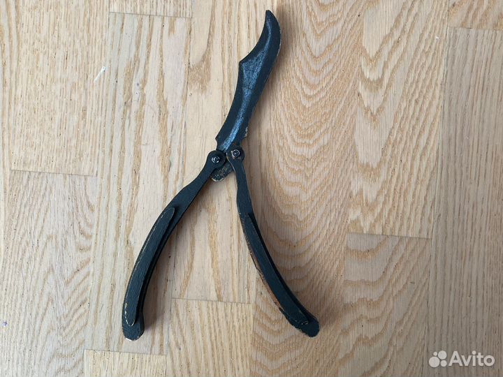 Нож складной деревянный