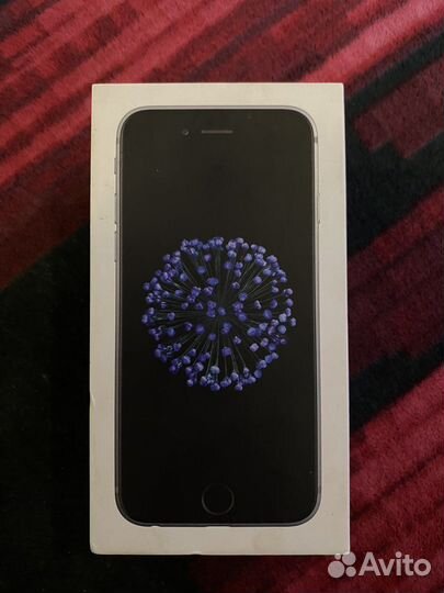 Телефон iPhone 6