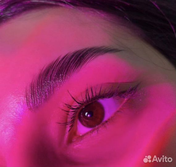 Мастер бровист