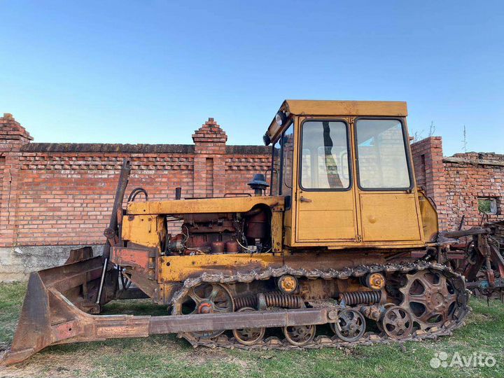 Трактор ВгТЗ ДТ-75, 1988